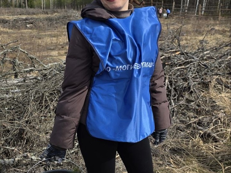 К республиканской акции «Лес! Дабро! Парадак!» присоединился трудовой коллектив ОАО "Могилевлифтмаш"