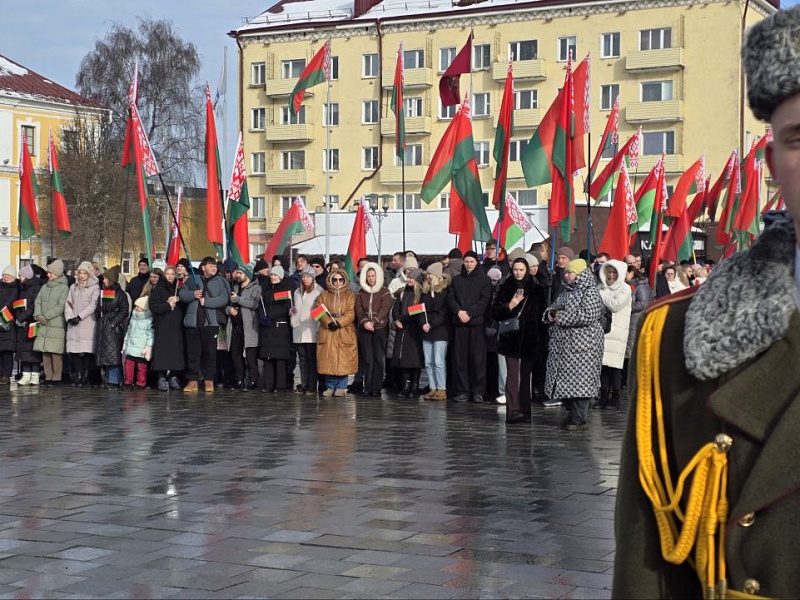 ПАМЯТЬ И УВАЖЕНИЕ К ЗАЩИТНИКАМ ОТЕЧЕСТВА 
