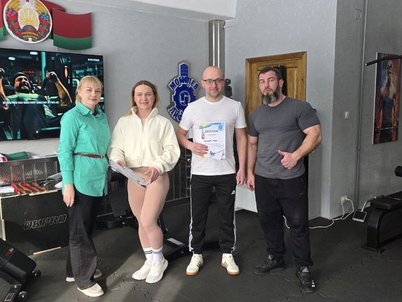 Железная сила воли: самый сильный лифтостроитель 