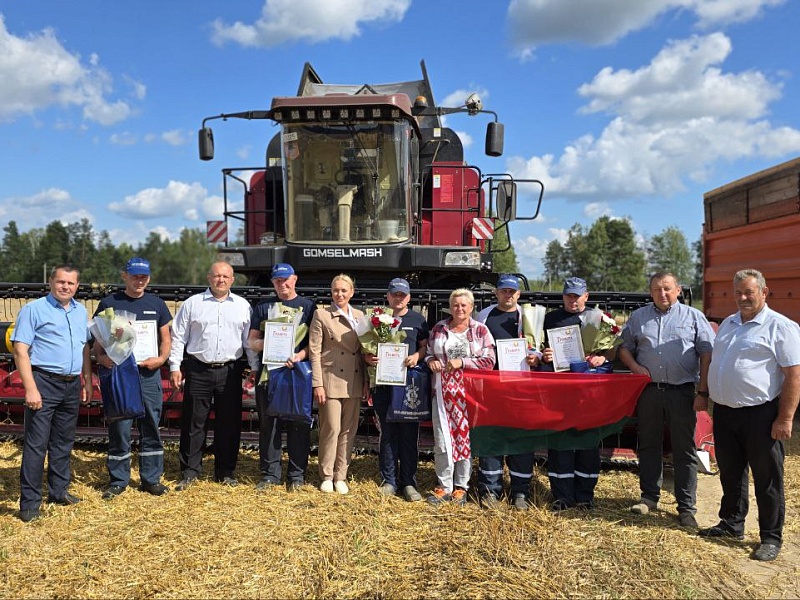 Наши герои пожинают плоды своего труда!