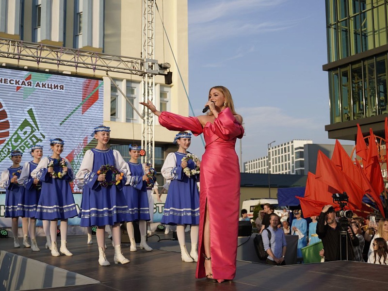 Лифтостроители на Площади Единства!
