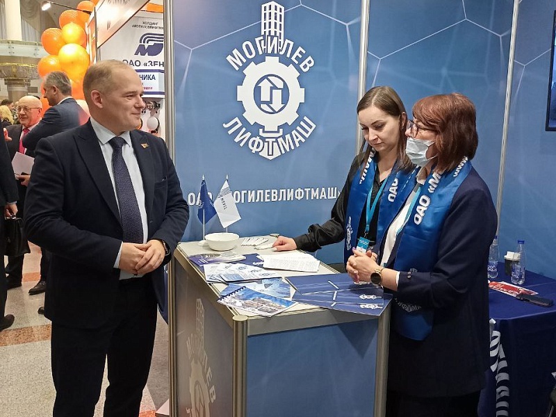 «ОБРАЗОВАЕИЕ И КАРЬЕРА» Выбирай свою профессию! 