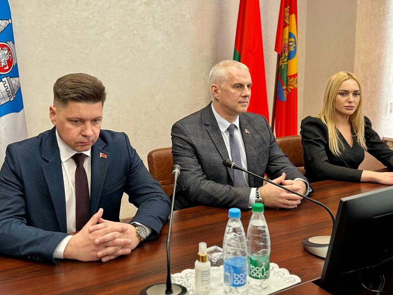 Лифтостроители стали частью Белорусской партии "Белая Русь"