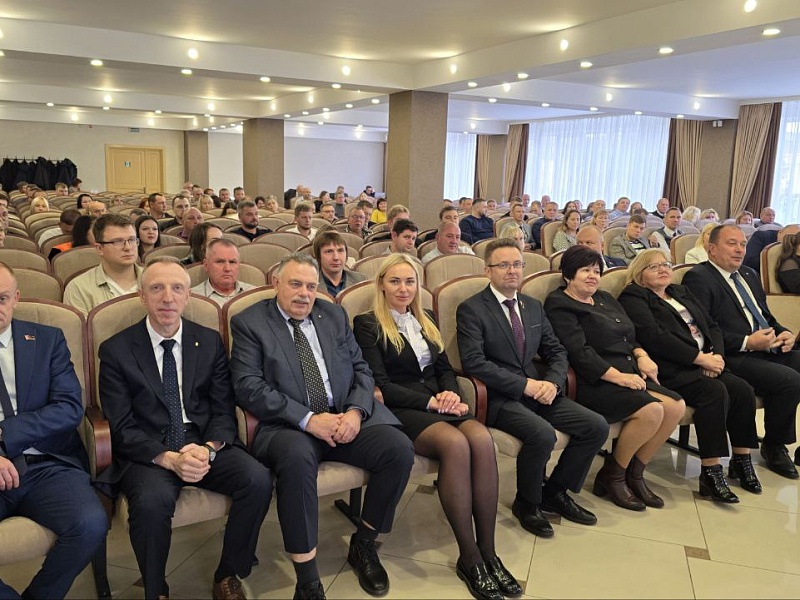 "Могилевлифтмаш" чествует лучших! Торжественная церемония награждения в честь Дня машиностроителя! 