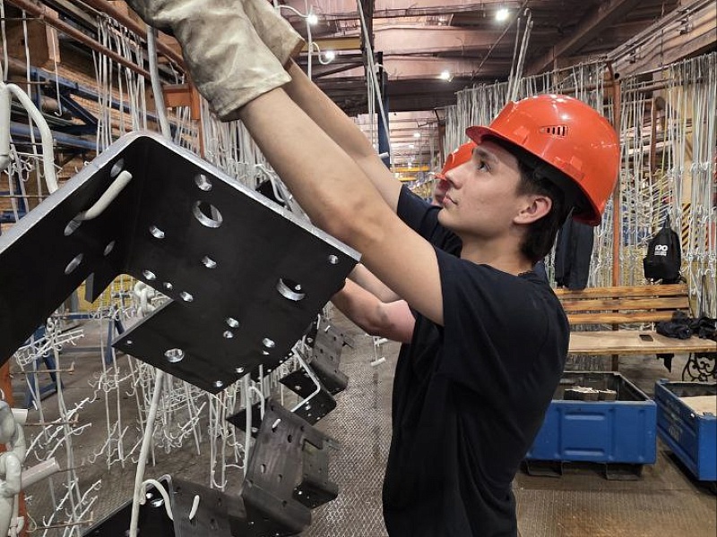 Студенческие отряды на "Могилевлифтмаш": новый этап и ценный опыт