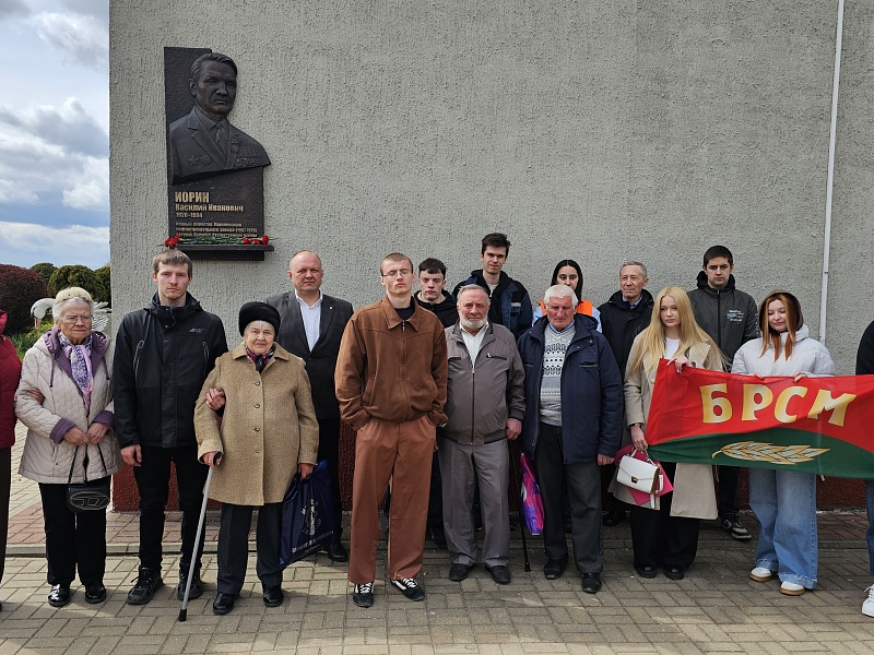 СВЯЗЬ ПОКОЛЕНИЙ: ЖИВАЯ ИСТОРИЯ В СТЕНАХ МОГИЛЕВЛИФТМАШ 