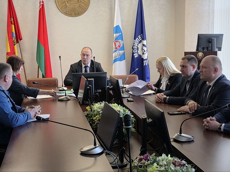 Старт в большую профессию: на «Могилевлифтмаш» подводят итоги стажировки