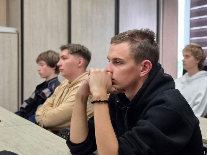 ПАМЯТЬ, КОТОРАЯ ЖИВА - молодежь «Могилевлифтмаш» встретилась с представителем прокуратуры