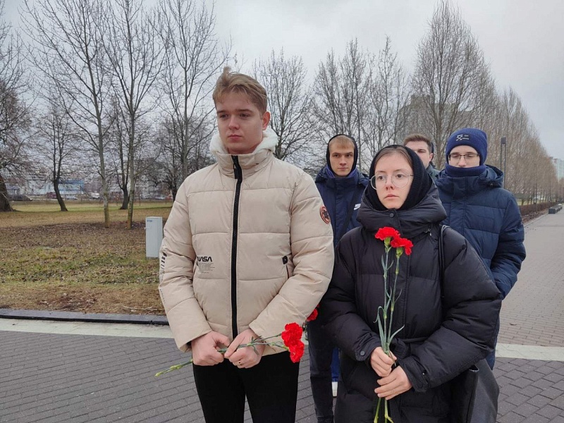 УРОКИ ИСТОРИИ, КОТОРЫЕ НЕЛЬЗЯ ЗАБЫТЬ
