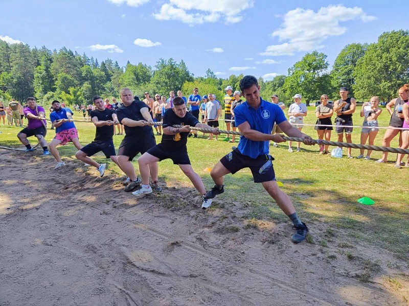 Команда ОАО "Могилевлифтмаш" приняла участие в республиканском фестивале работающей молодёжи "Олимпия 2025"