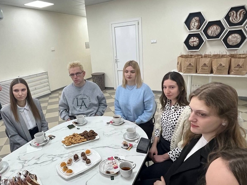 Встреча с молодежью: от соцгарантий до самореализации