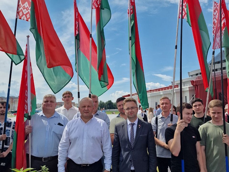 Церемония открытия областной Доске почета