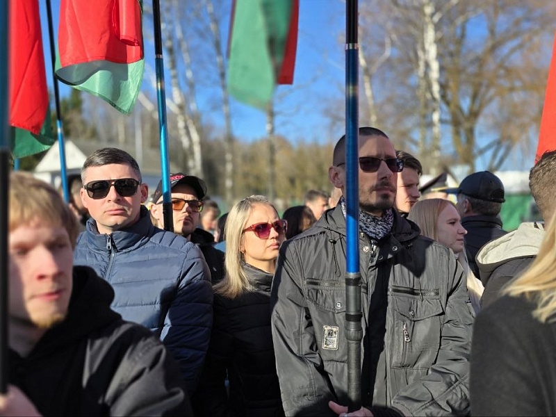 Неугосимая боль: цветы жертвам генацида белорусского народа 