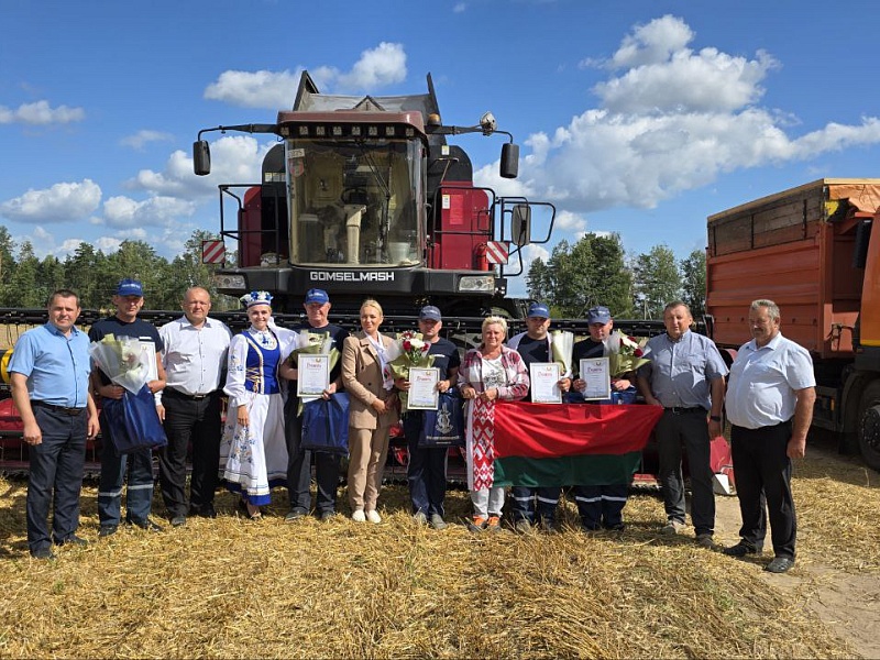 Наши герои пожинают плоды своего труда!