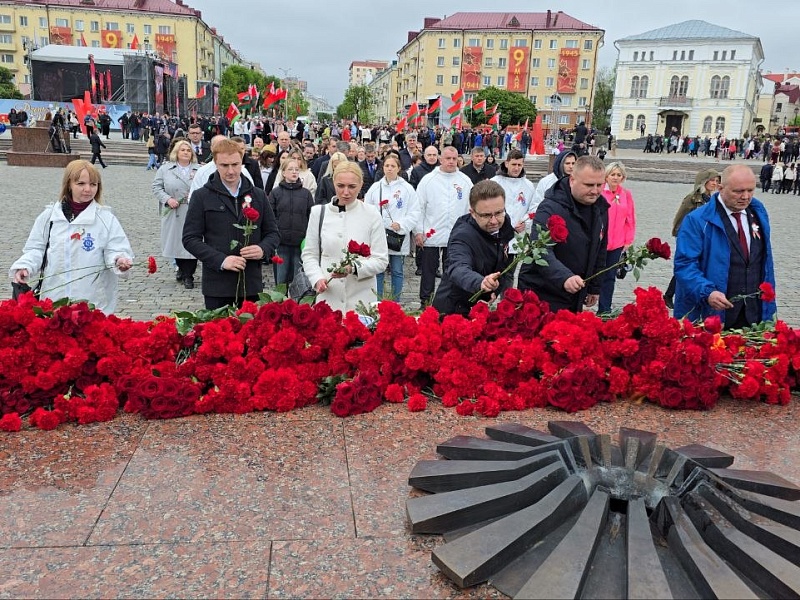 ДЕНЬ ПОБЕДЫ | "Могилевлифтмаш" хранит память о подвиге героев 