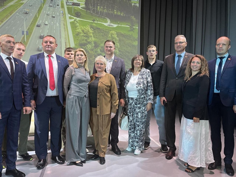 МОЛОДЕЖЬ "МОГИЛЕВЛИФТМАШ" АКТИВНЫЙ УЧАСТНИК АКЦИИ "БЕЛАРУСЬ АДЗІНАЯ"!