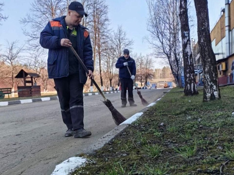 Могилевские лифтостроители активно включились в апрельский субботник - 2026!
