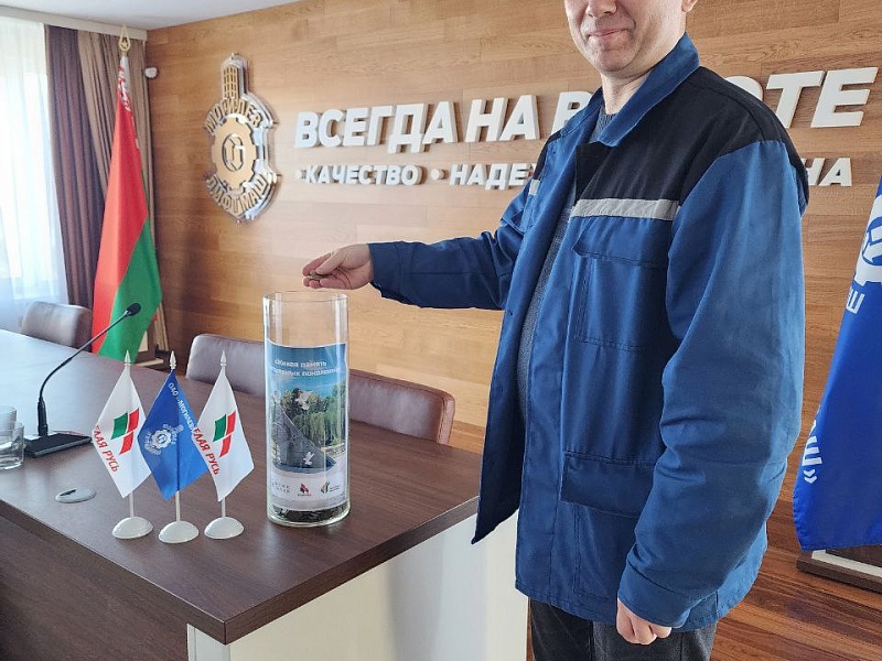 «ЖИВАЯ ПАМЯТЬ БЛАГОДАРНЫХ ПОКОЛЕНИЙ» - создадим памятник вместе!