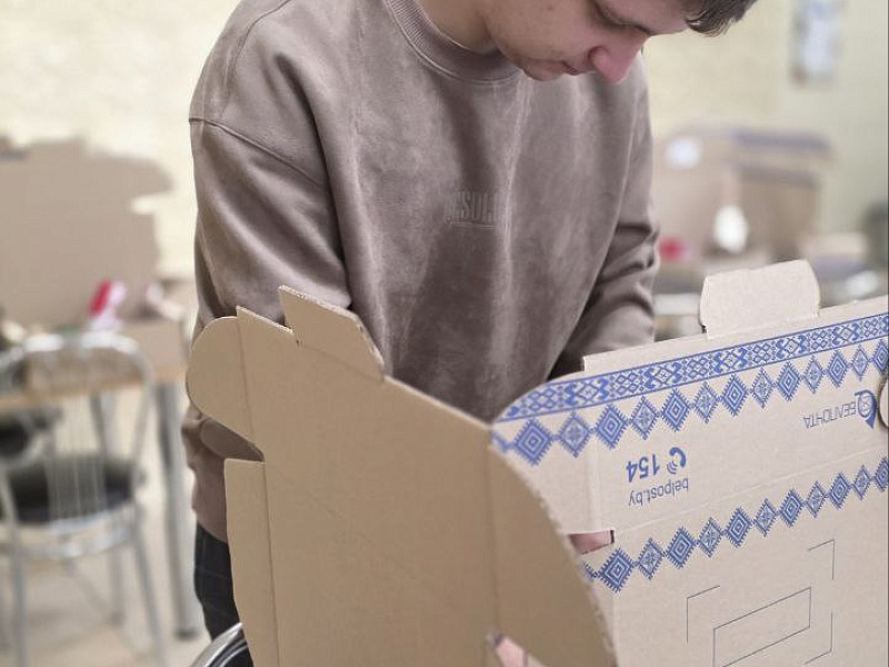 "Могилевлифтмаш" шлет привет защитникам