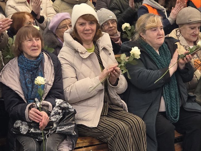 «Женщины — наше вдохновение!»: праздничный концерт в ОАО «Могилевлифтмаш»