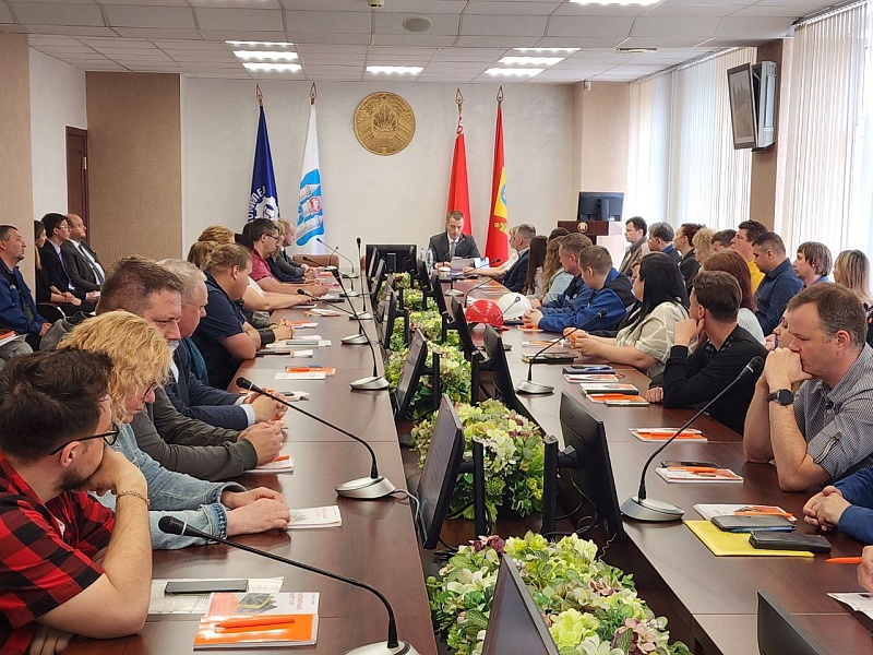 "Могилевлифтмаш" на страже кибербезопасности: встреча с экспертами УВД и "Белагропромбанк"