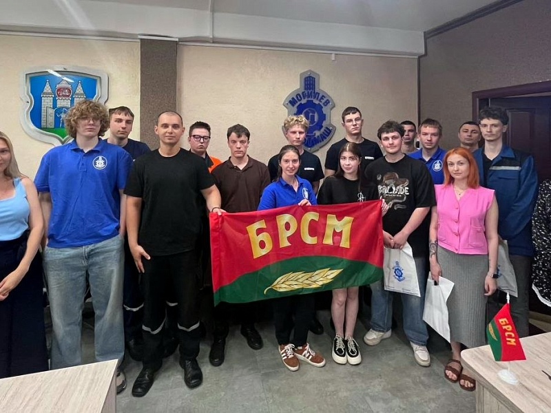 "Молодежь в деле". Ум и энергия нашего времени!