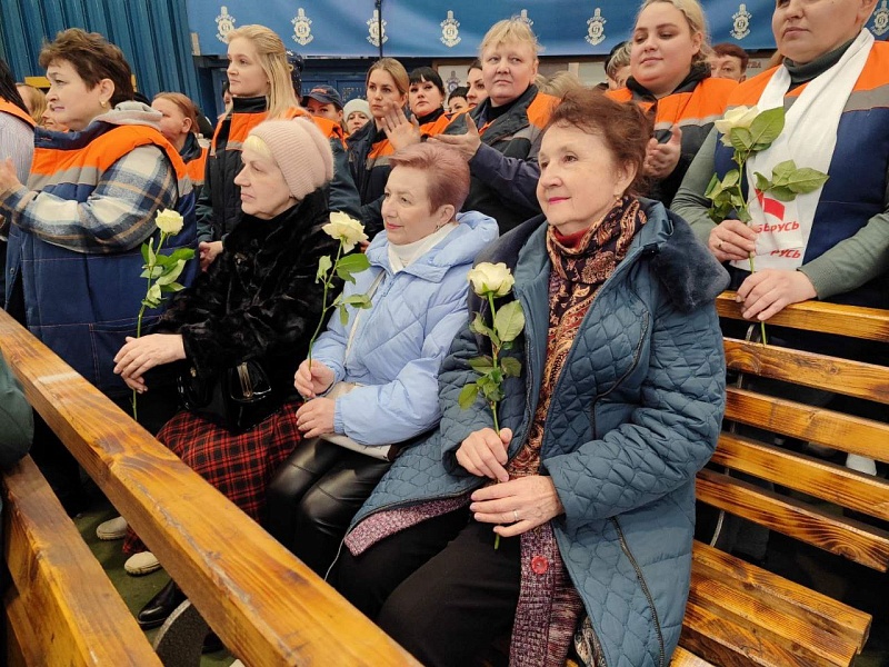 «Женщины — наше вдохновение!»: праздничный концерт в ОАО «Могилевлифтмаш»