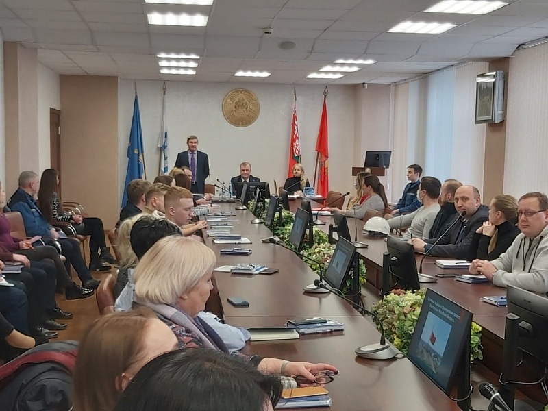 Встреча с начальником главного управления юстиции Могилевского облисполкома Маймусовым Александром Сергеевичем и директором регионального центра правовой информации Могилевской области Натальей Станкевич.