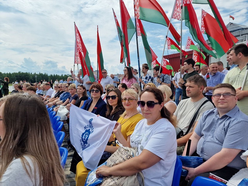 Церемония открытия областной Доске почета