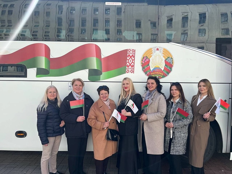 ЛИФТОСТРОИТЕЛИ УЧАСТНИКИ ПРАЗДНИЧНОГО КОНЦЕРТА 