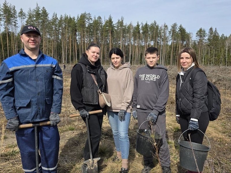 К республиканской акции «Лес! Дабро! Парадак!» присоединился трудовой коллектив ОАО "Могилевлифтмаш"