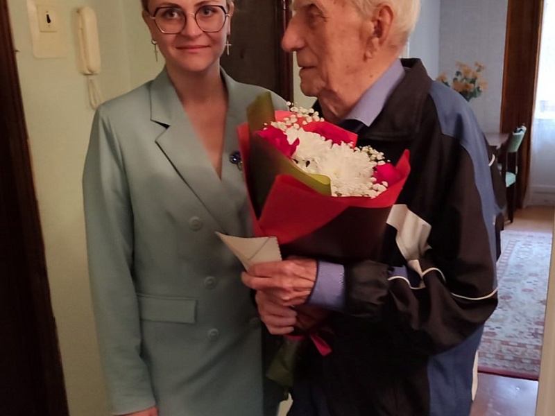 "Могилевлифтмаш" поздравил ветеранов: дань уважения и благодарности"