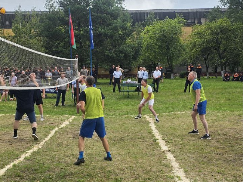 На "Могилевлифтмаш" определили лучших волейболистов в "Кубке Металлурга"