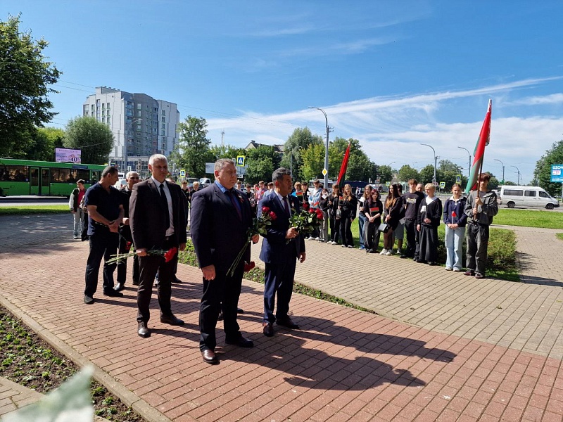 ПАМЯТЬ О КАЖДОМ В НАШИХ СЕРДЦАХ 