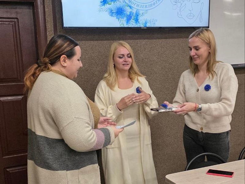 Чествование новых членов ОО «БСЖ» на Могилевлифтмаш в рамках Недели родительской любви