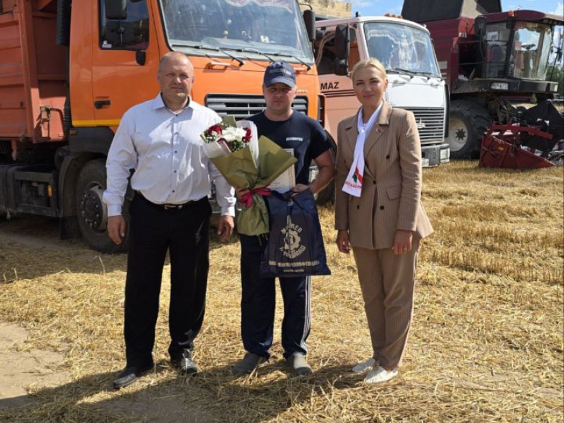 Наши герои пожинают плоды своего труда!