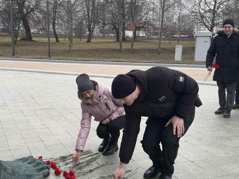 УРОКИ ИСТОРИИ, КОТОРЫЕ НЕЛЬЗЯ ЗАБЫТЬ